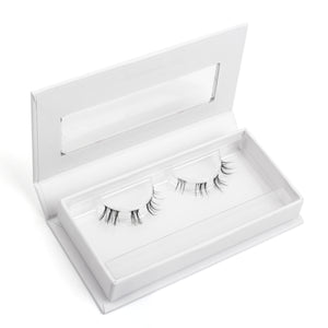 open eyelash extension box