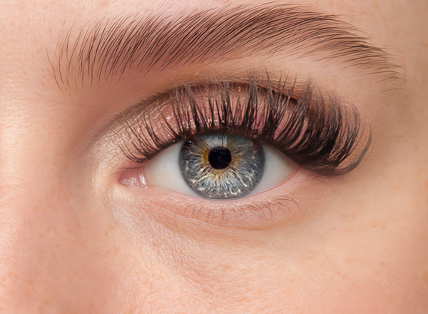 eye with boss babe lash