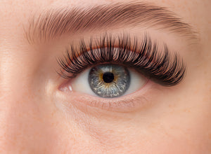 eye with dear darling long lash